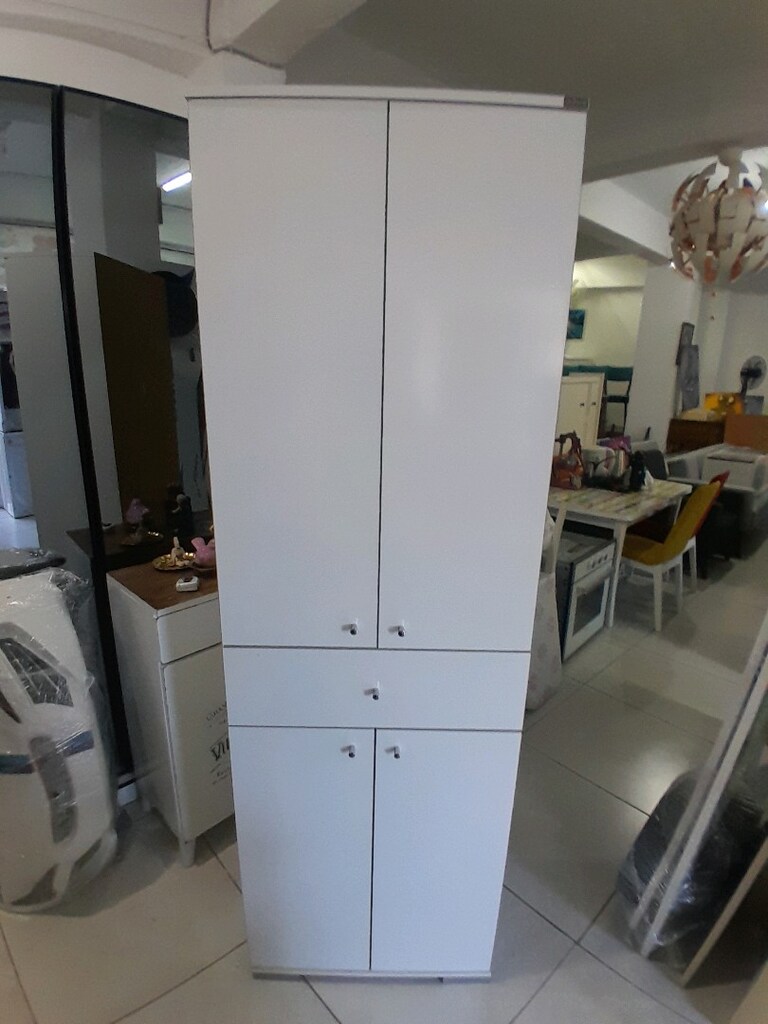 sıfır ayarında mutfak kiler dolabı 4 kapılı