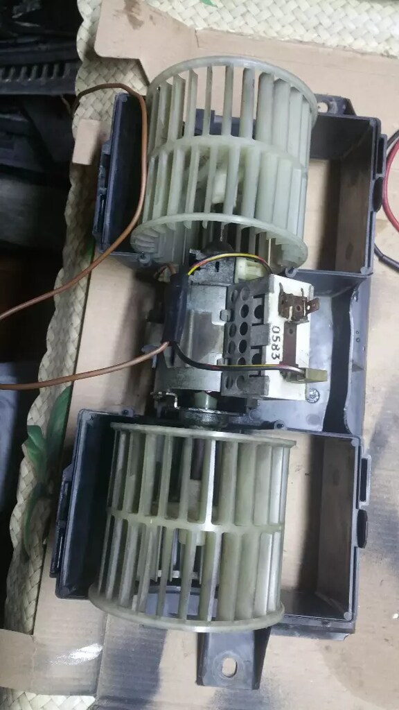 FORD ESCORT KALORİFER MOTORU  1986 - 11