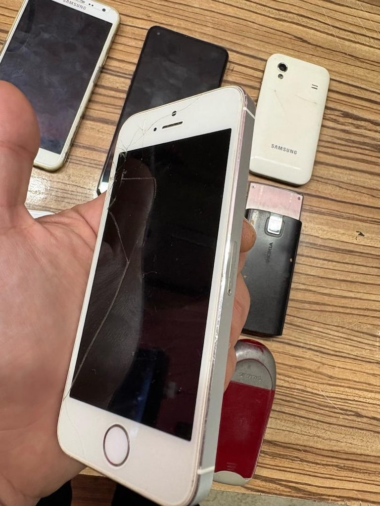 İphone- Samsung / Akıllı Telefonlar. Açıklama - 7