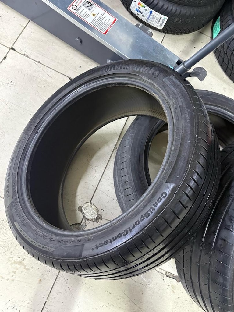 SAHİBİNDEN SATILIK CONTINENTAL 235/45/19 LASTIK TAKIMI - 3
