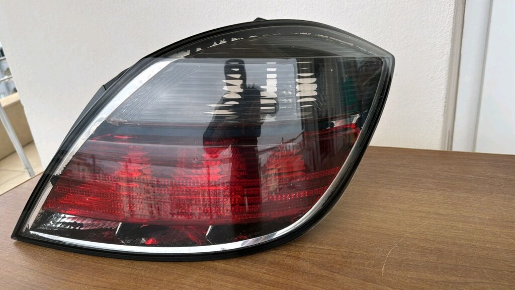 OPEL ASTRA H SAĞ STOP ORJİNAL ÇIKMA HATASIZ KARGO OLUR - 5
