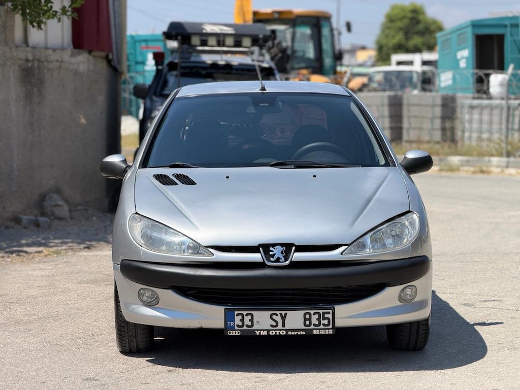 Peugeot 206 1.6 90HP - 2