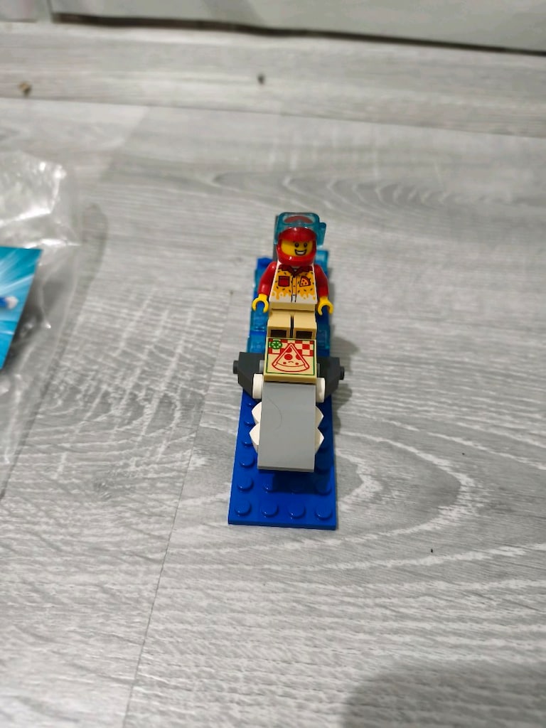 orjinal lego köpekbalığı - 2