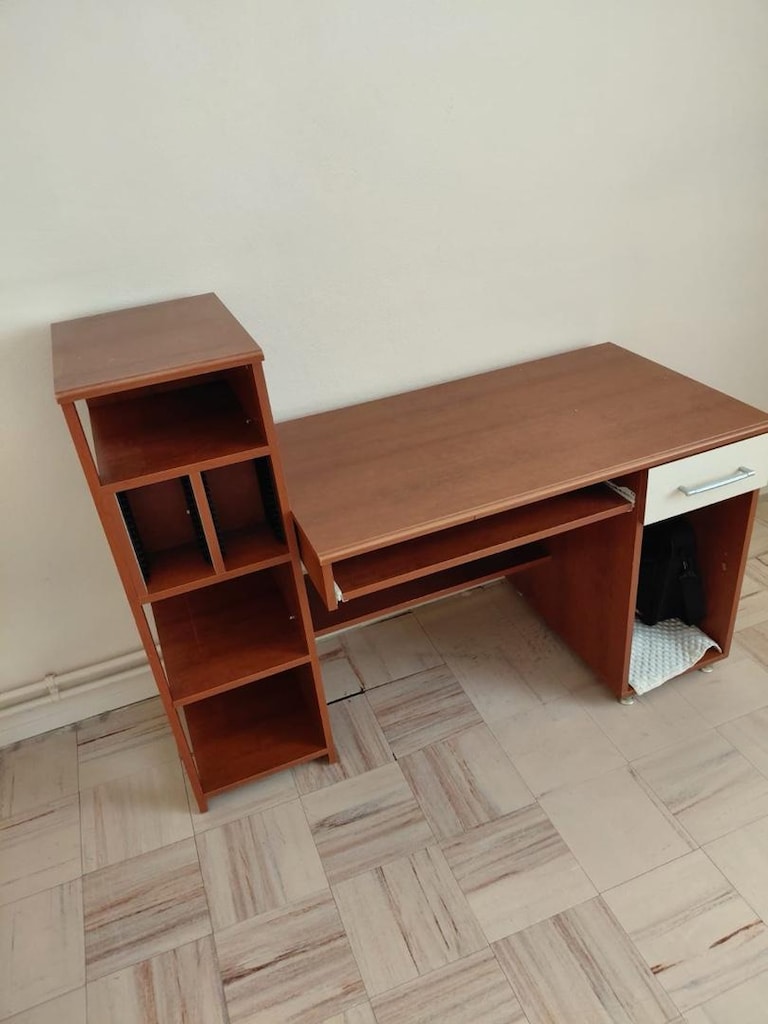 Raflı Çalışma Masası - 2