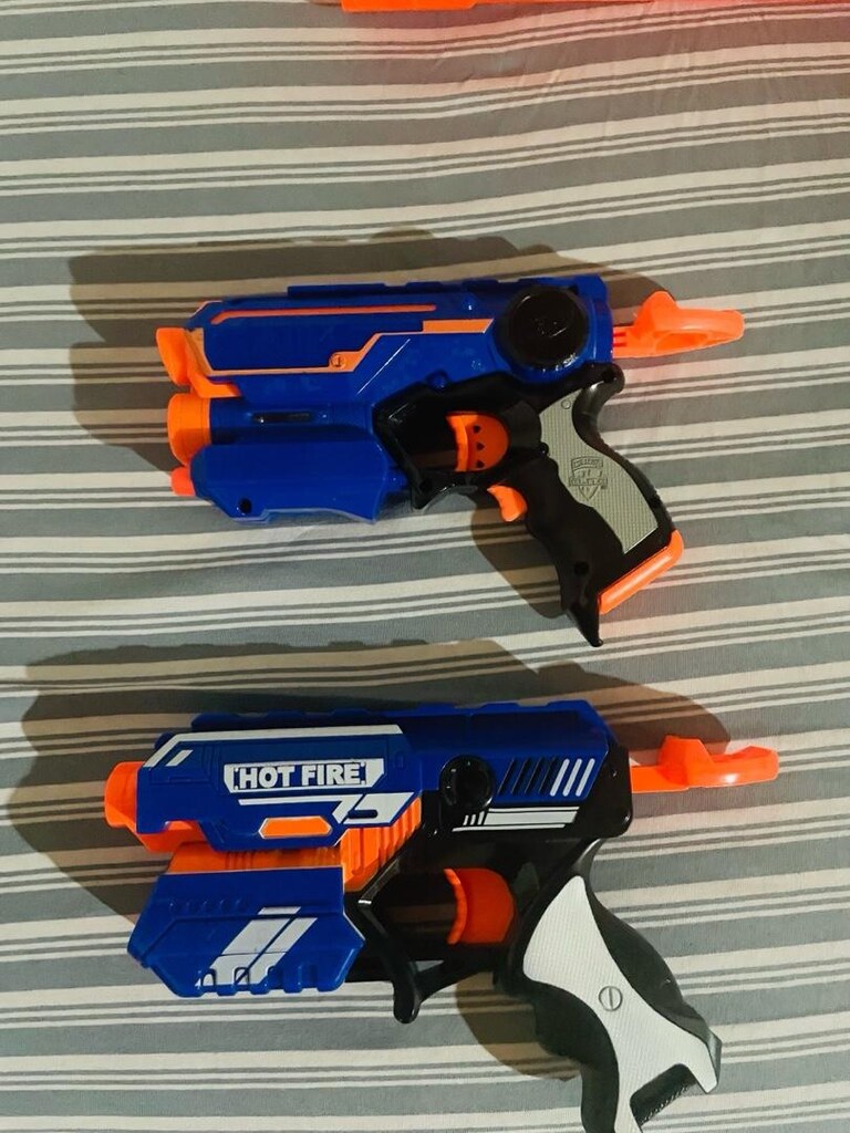orjinal NERF fırestrıke marka oyuncak silah yanındaki hediye - 2