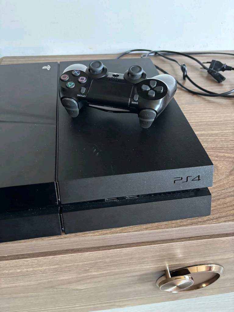 PlayStation 4