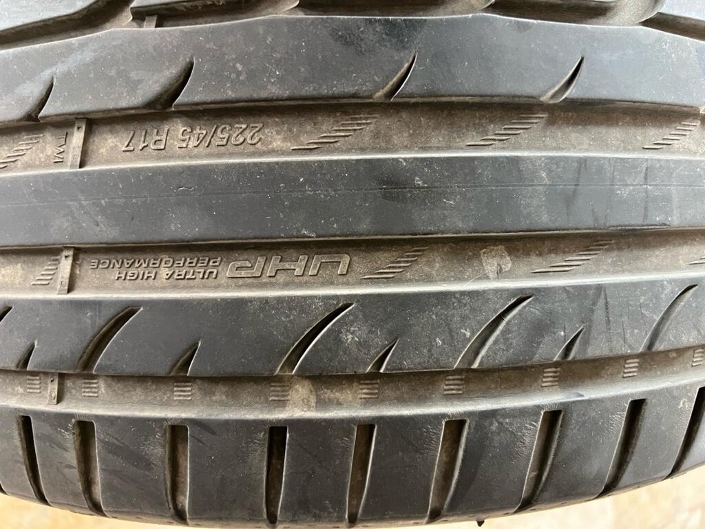 225/45/17 karmoran performans tek lastik 2018 tarih - 2