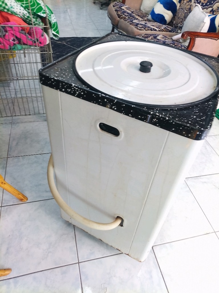 çevirmeli eski model çamaşır makinesi - 4