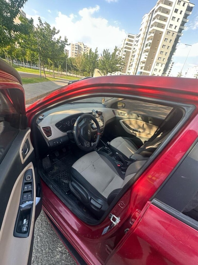 i20 - 18