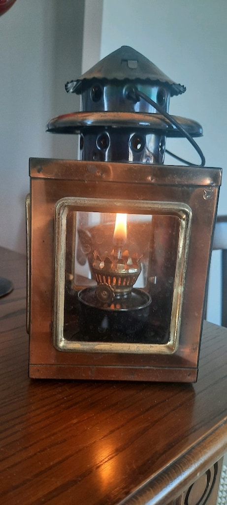 Saplı, koleksiyonluk, dekoratif, antika bakır ve pirinç yağ lambası - 5