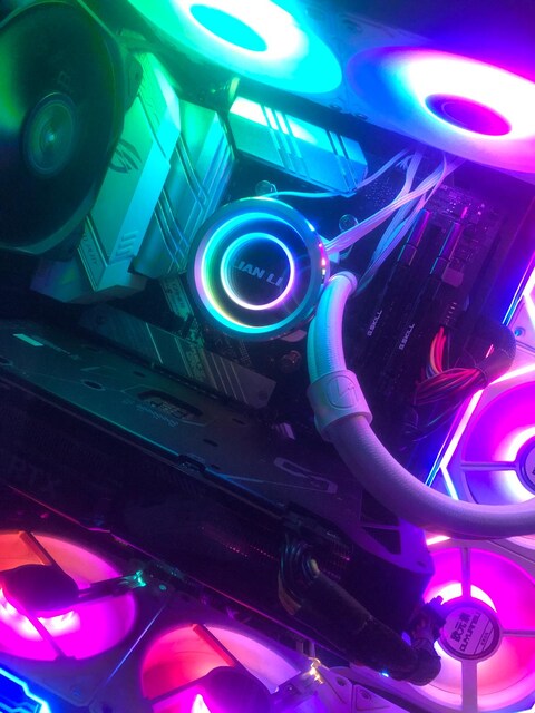 ASUS GAMİNG ANAKART - G.SKİLL 4000MHZ RAM - AMD RYZEN 7 5800X İŞLEMCİ