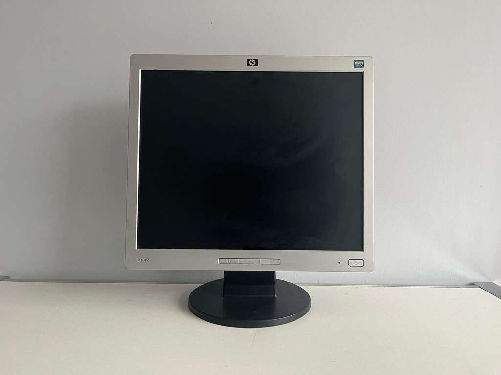 Fujıtsu Esprimo D756 E90 İ5 6500 8Gb Ram 128Gb Ssd 17" Monitör - 8
