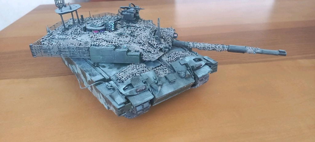 Ryefeld Model Challenger 2 TES 1/35 Ölçekli Plastik Tank Maketi(HAZIR)