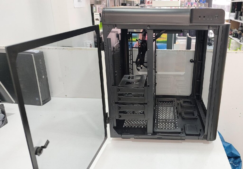 THERMALTAKE LEVEL 20HT SİYAH GAMING KASA - 5