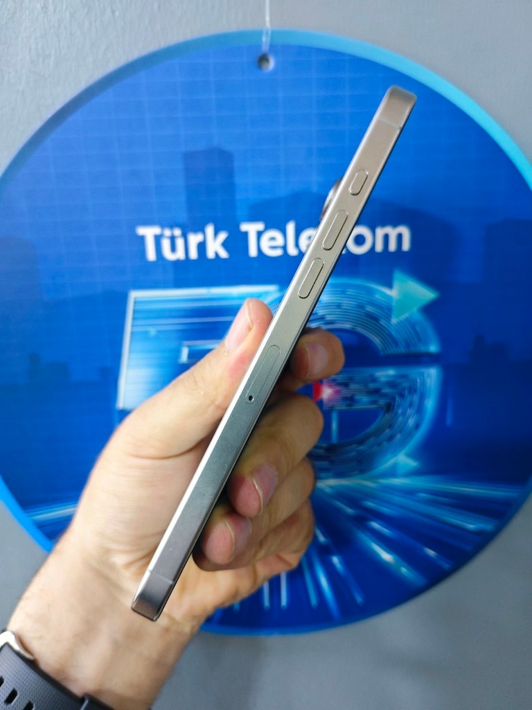 İPHONE 16 PRO MAX - 3
