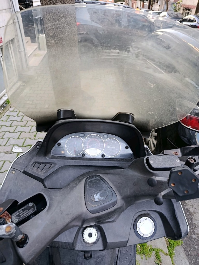 Kymco xciting 250 i - 8