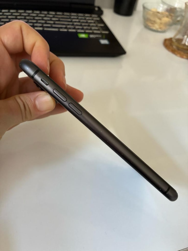 iPhone 11 64GB Temiz TURKCELL Çıkışlı - 4