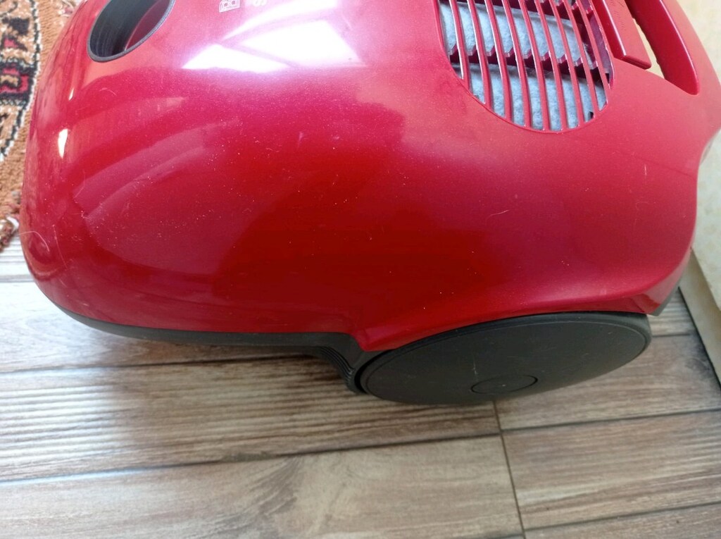SÜPÜRGE BOSSCH 2000 WATT - 6