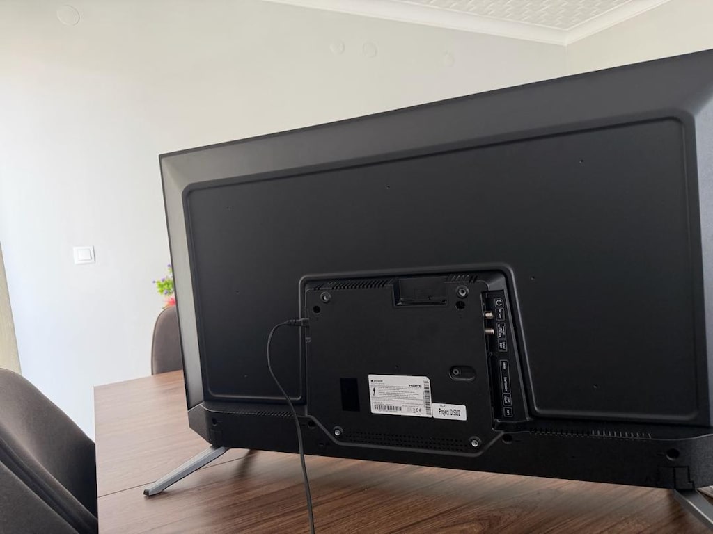 Arçelik 100 ekran tv smart - 2