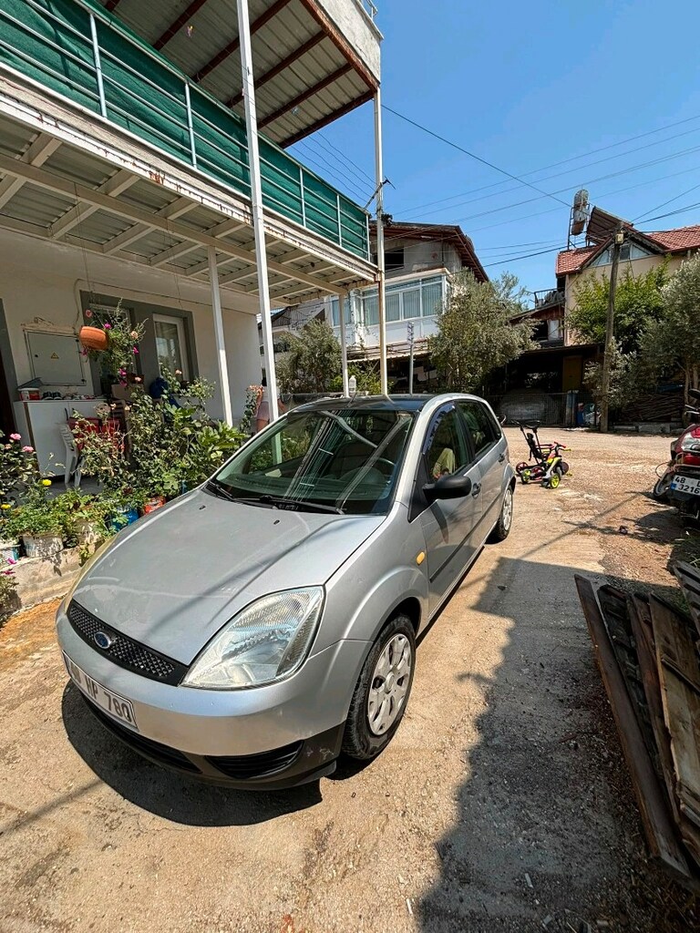 Sahibinden saf benzinli düşük km - 3