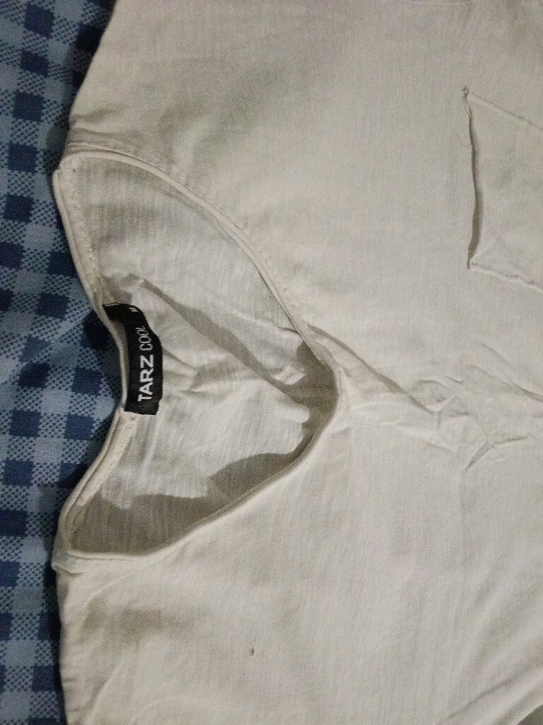 Krem Cep Detaylı T-Shirt - 3