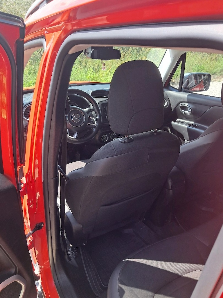 Jeep Renegate - 7