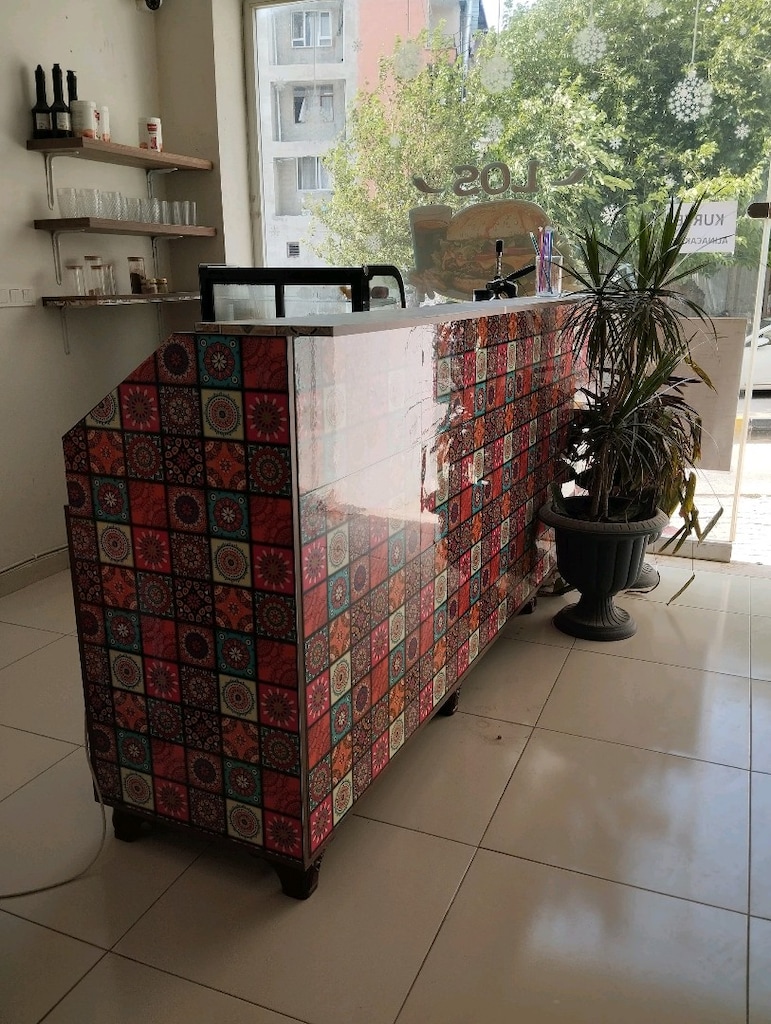 vitamin bar