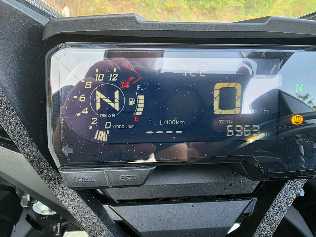 2023 Cbr 650 R 7100 km - 4