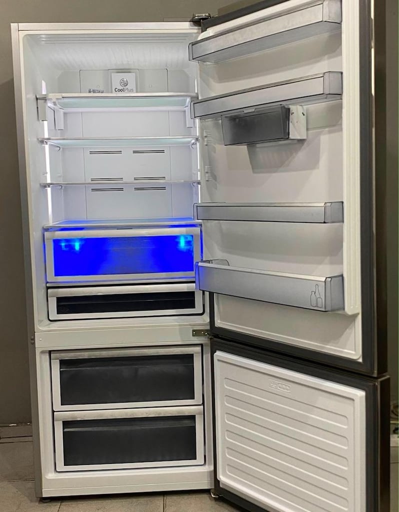 ARÇELİK İNOX NOFOSRT BUZDOLABI ALTTAN BUZLUKLU 580 LİTRE 75 CM ENLİ - 3