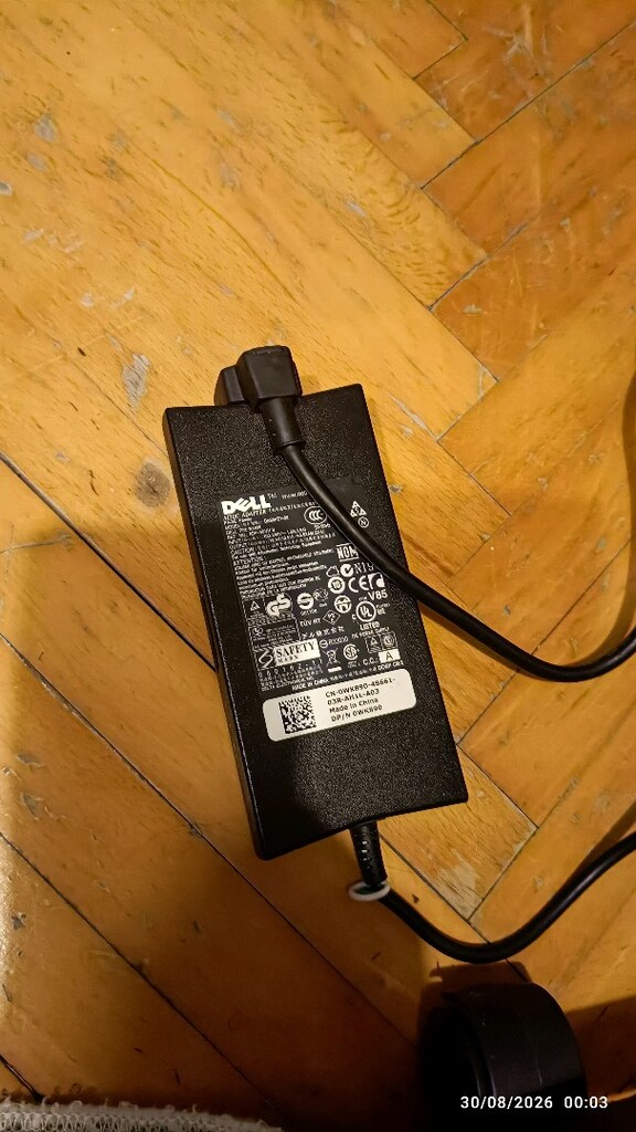Dell marka leptop - 15