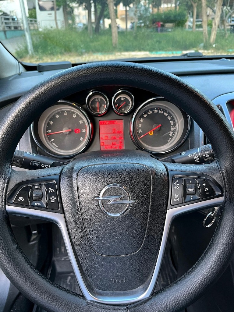 2014 model 2015 çıkışlı Opel Astra - 11