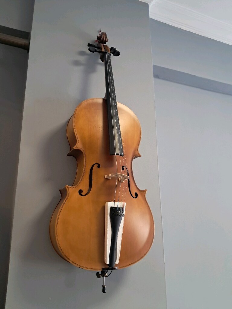 çello - 4