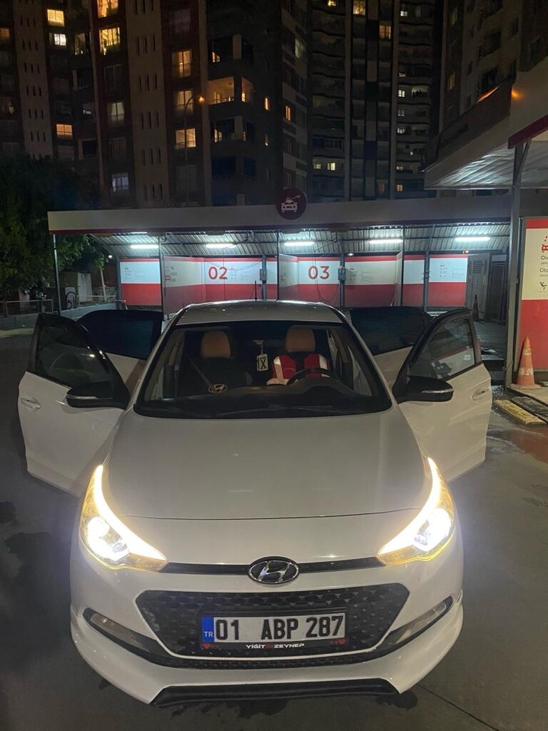 Hyundai i 20 stayla 2016 model 1.2 - 5
