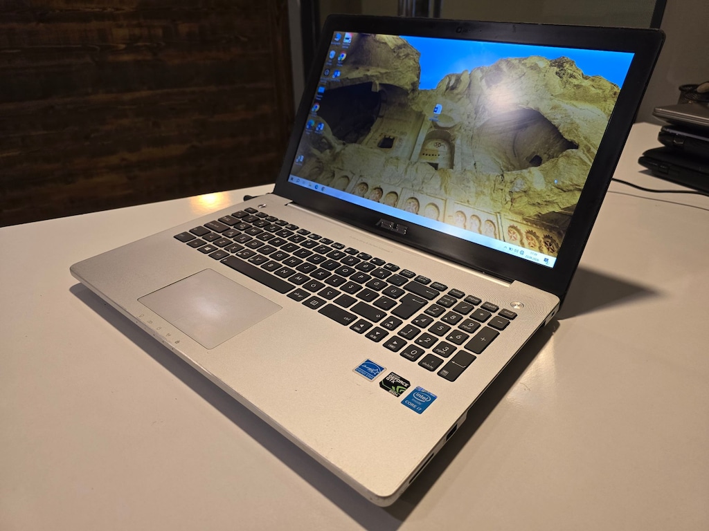 SÜPER FİYATA GÜÇLÜ 1080p İ7! +4GB GTX860M! +12GB RAM! +120GB SSD - 3