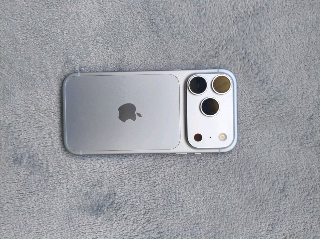 Apple 18 pro - 2