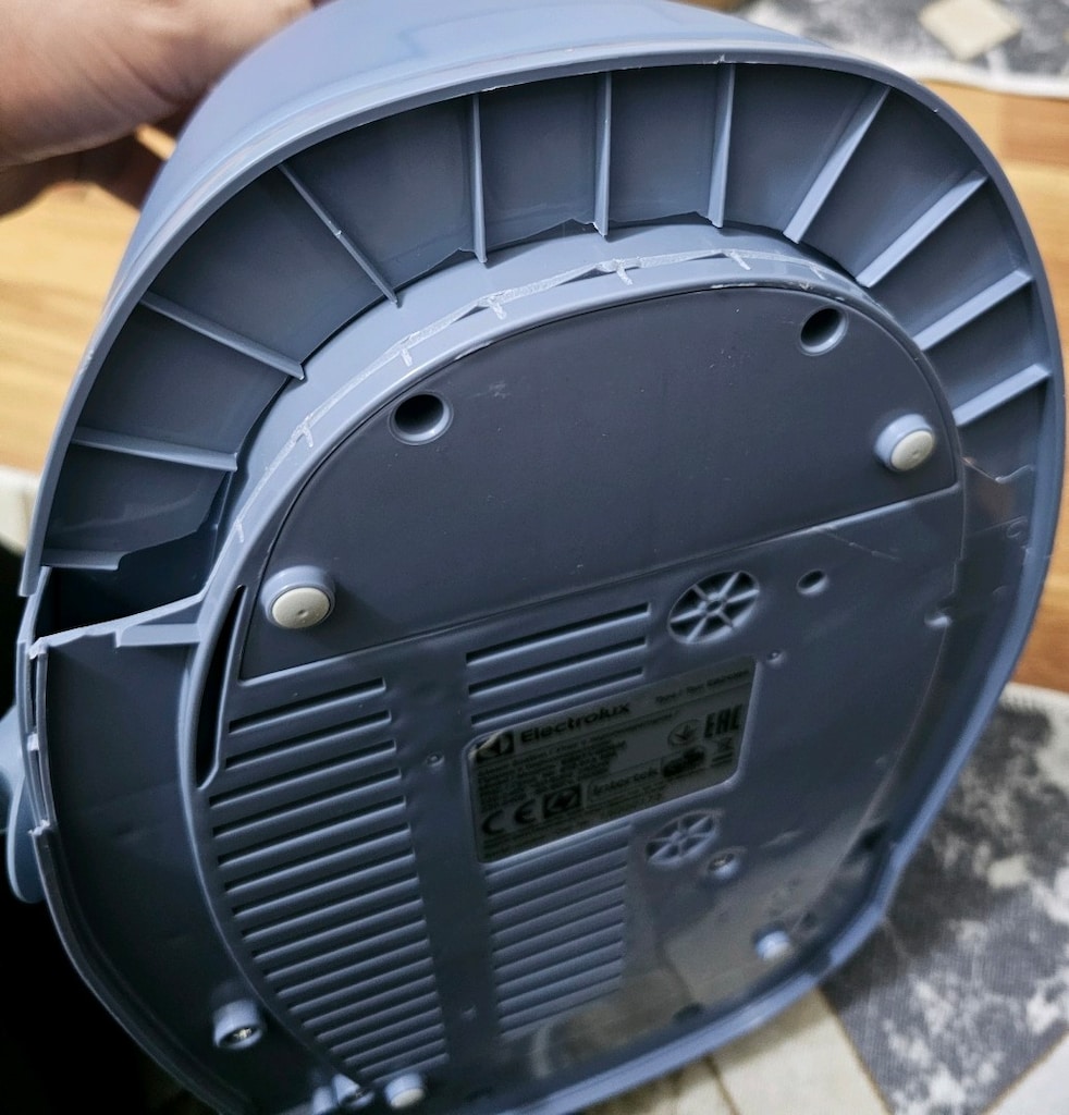 Electrolux E8ST1-6DBM Renew 800 Buhar Kazanlı Ütü Sıfır - 3