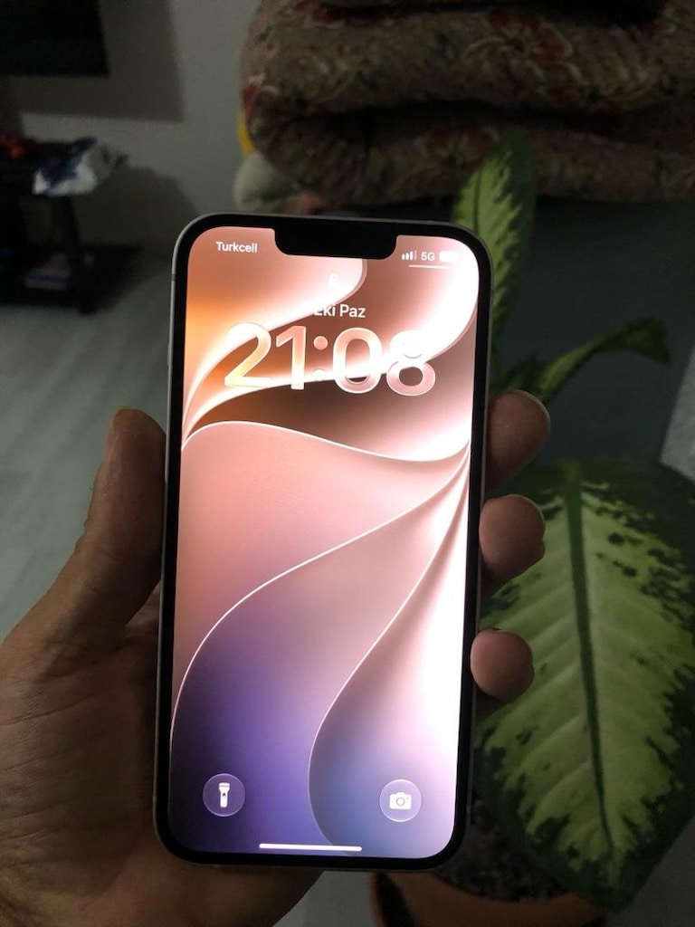 iPhone 13 256GB - 5