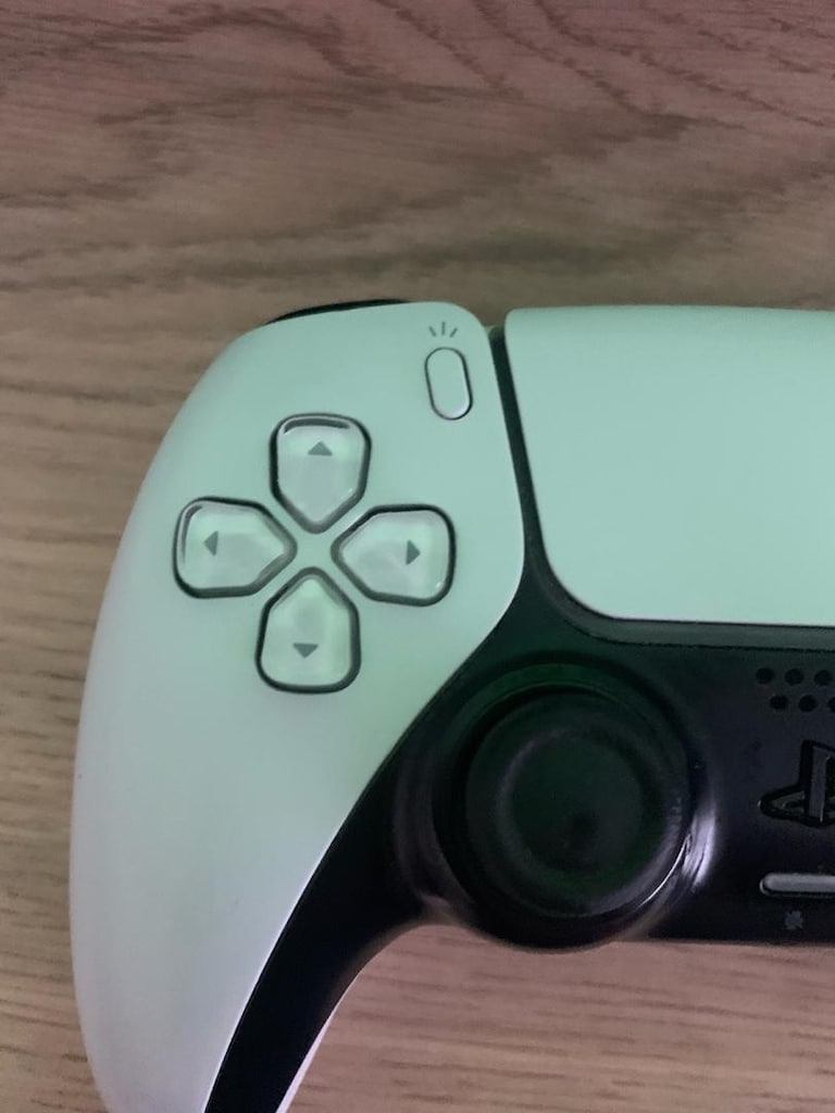 PS5 DualSense - 4