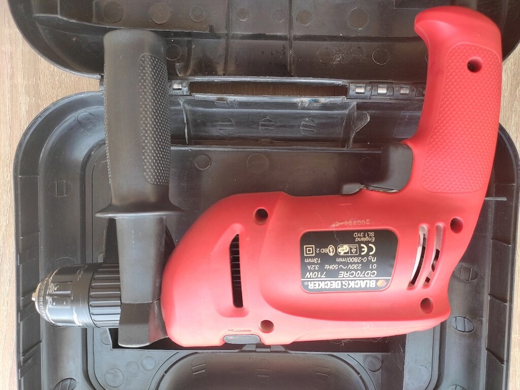 Black+Decker CD70CRE 710W Darbeli Matkap – Orijinal Çantalı – Sorunsuz - 3