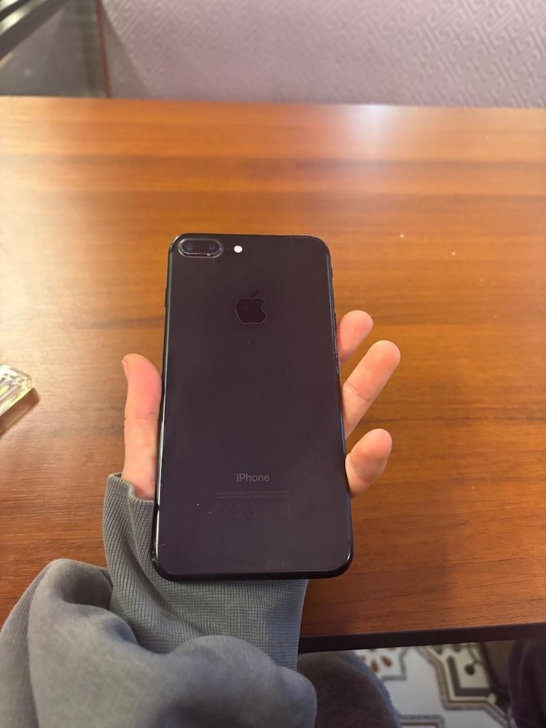 iPhone 7 Plus - 2