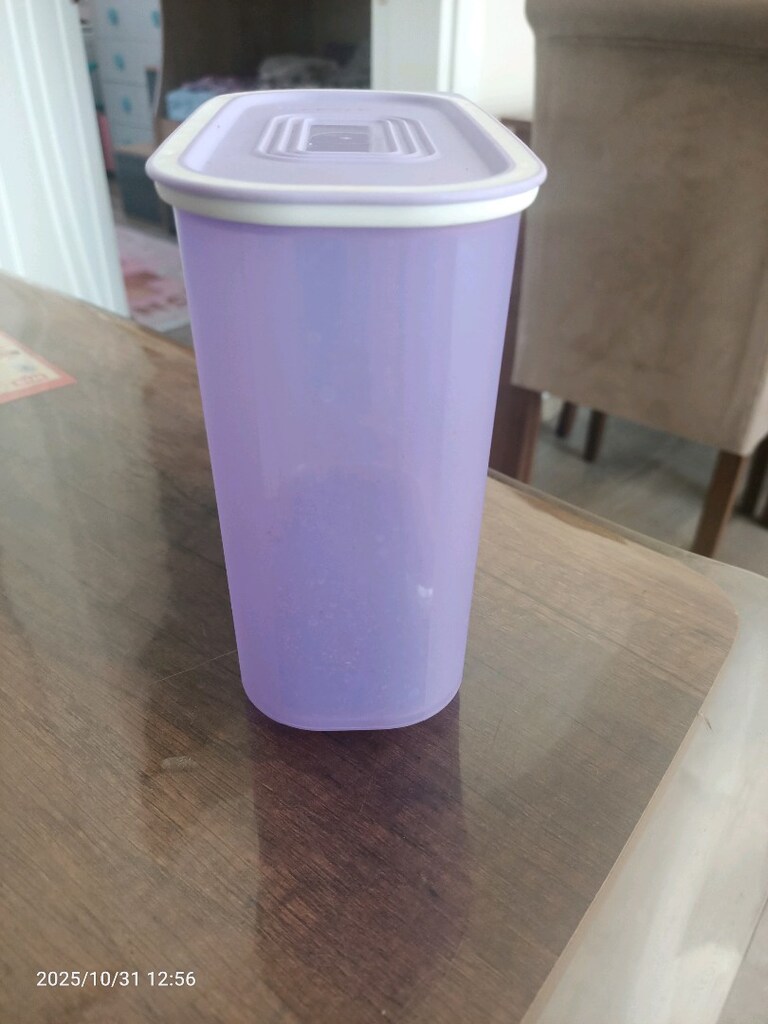 kullanılmamış lila Tupperware saklama kabi - 2