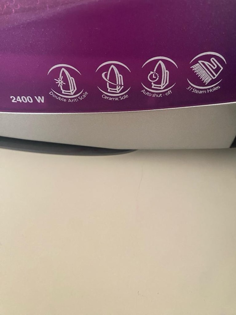 Arçelik K4260 Buharlı Ütü – Çok Temiz Durumda - 2