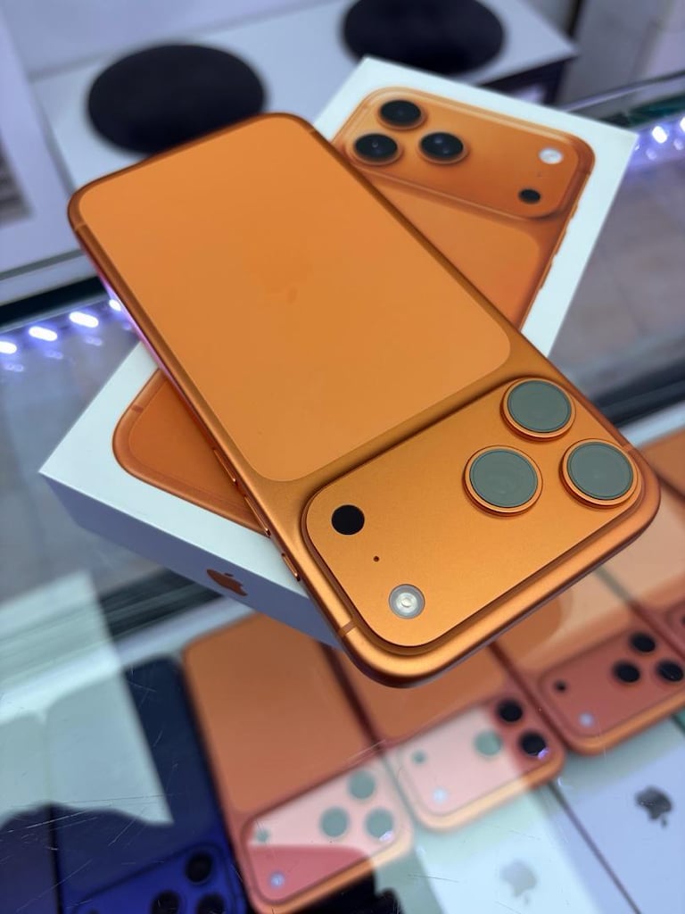 iPHONE 17 PRO MAX 512 GB 12 AY TÜRKİYE GARANTİLİ SIFIR GİBİ HATASIZ - 8