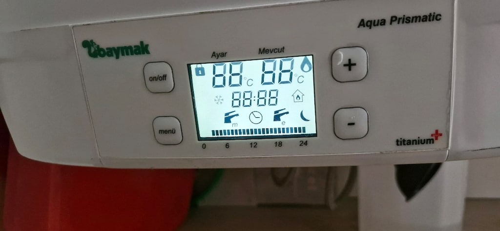 BAYMAK AQUA PRİZMATİK 100 LT TERMOSİFON - 3