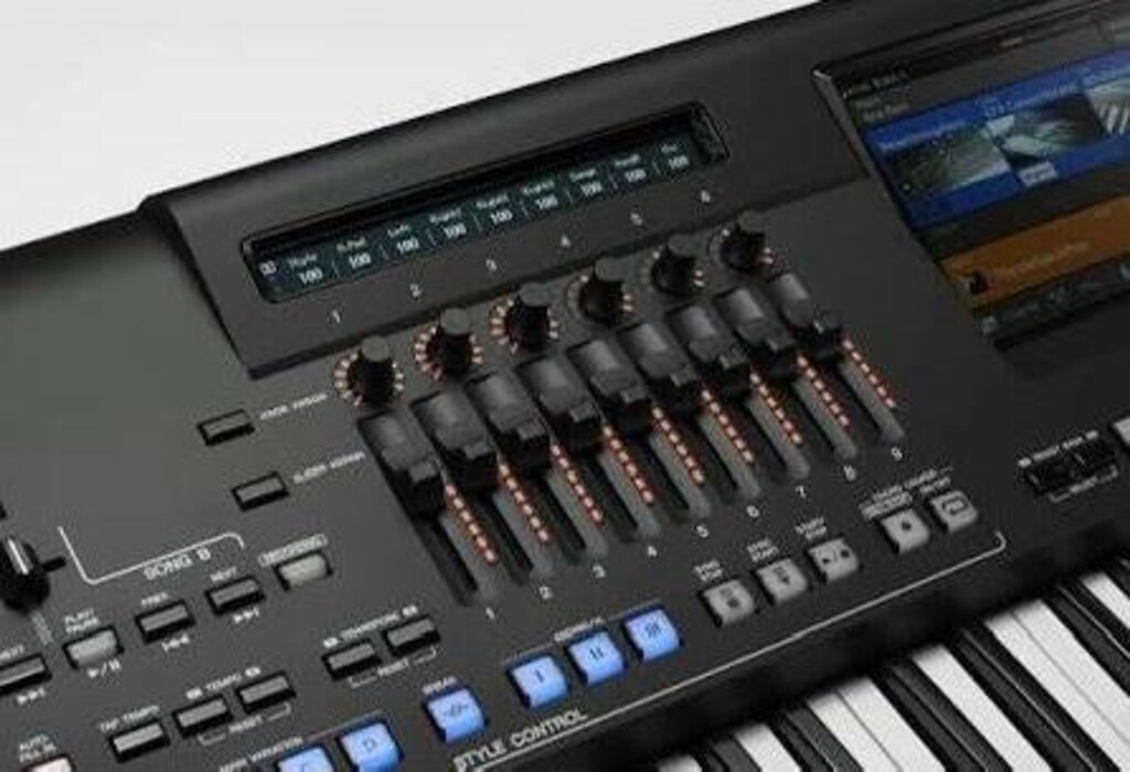 yamaha genos 2 dore den 4 yil garantili alindi hic sahne gormedi - 19