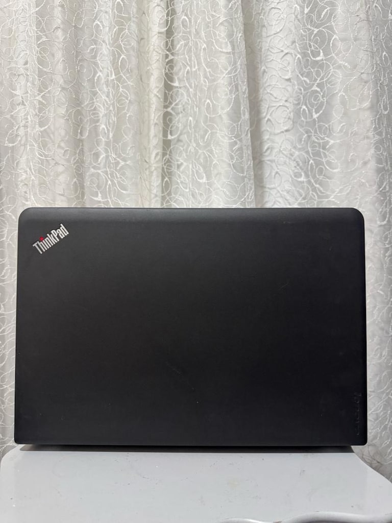 Lenovo Thinkpad E550 - 5