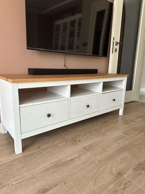 Ikea Hemnes Tv Sehpası