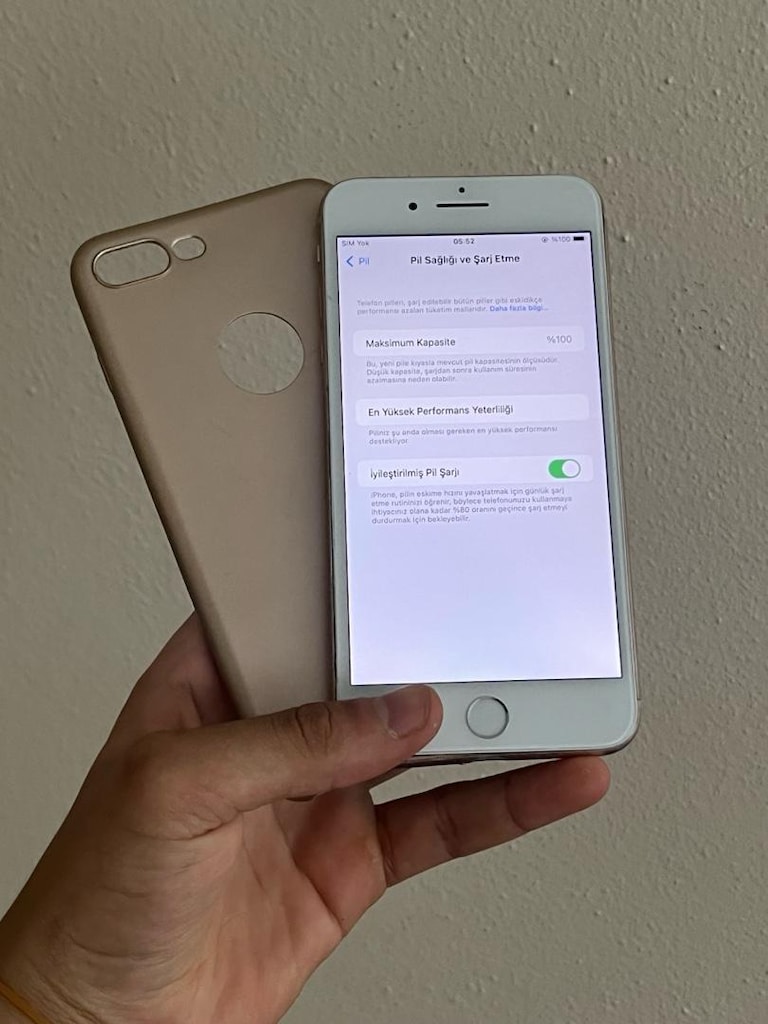 İPhone 8 Plus 64 GB - 2