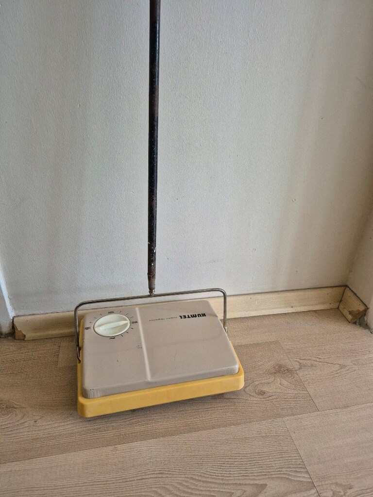 Antika süpürge - 3