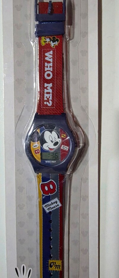 Disney Mickey Mouse çocuk kol saati. Orijinal paketinde. Lisanslı ürün